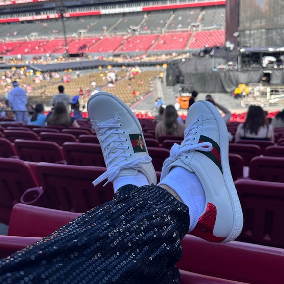 Meet your Posher, Kabeerah - Picture 1 of 1